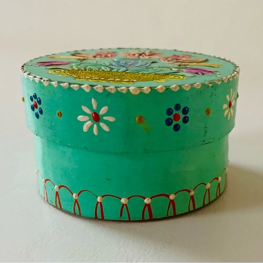Wooden box